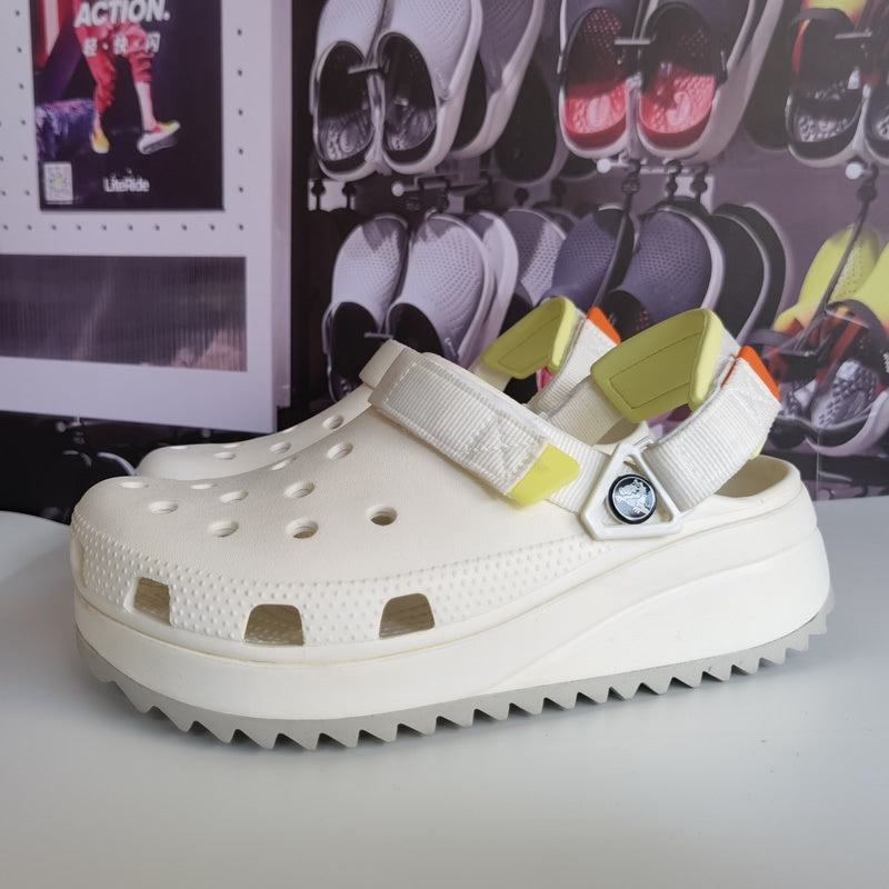 Crocs Classic Hiker Clogs(white)