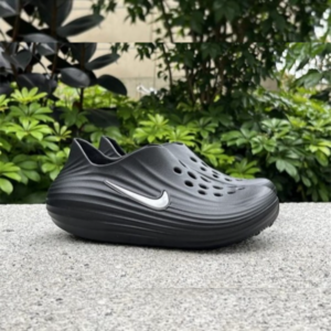 Nike ReactX Rejuven8 (Black)