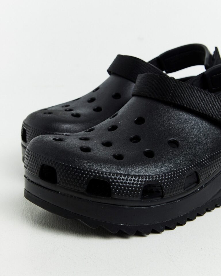 Crocs Classic Hiker Clogs(All Black)