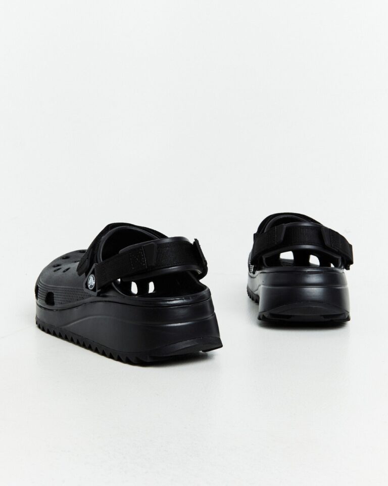 Crocs Classic Hiker Clogs(All Black)
