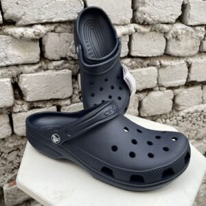 Crocs Classic Clogs (Navy)