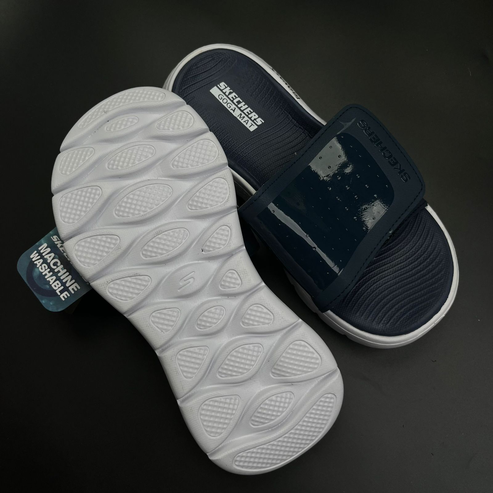 Sketchers Go Walk Slides (Navy-White)