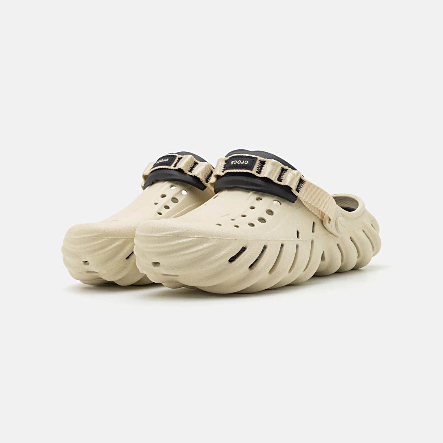 Crocs Echo Clogs(Bone Black)