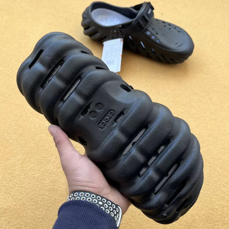 Crocs Echo Clogs(Black)
