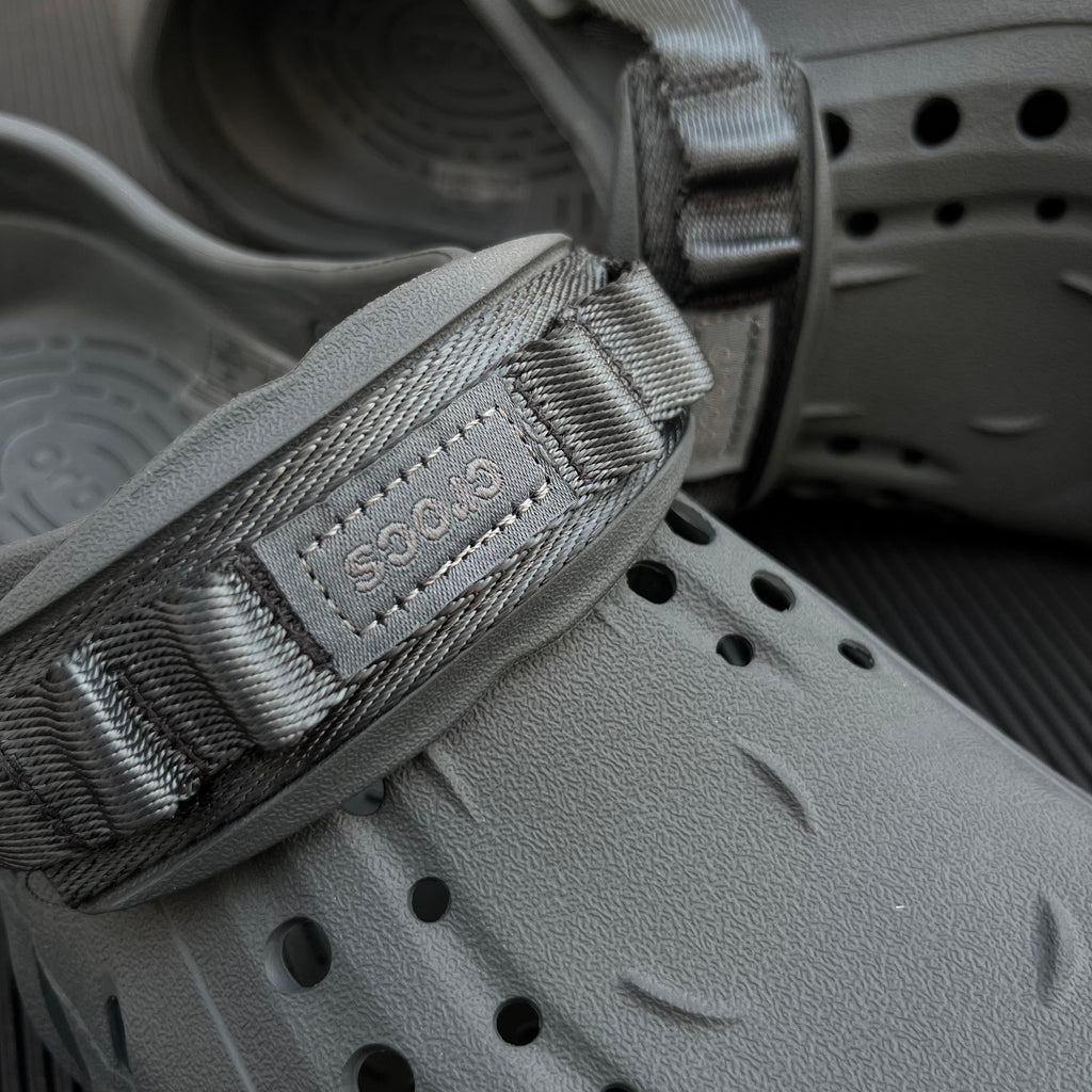 Crocs Echo Clogs(Atmosphere Grey)