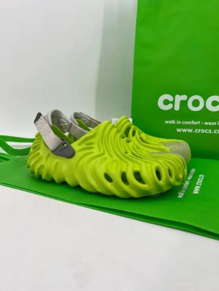 Crocs Pollex Clogs x Salehe Bembury ( Neon Green)