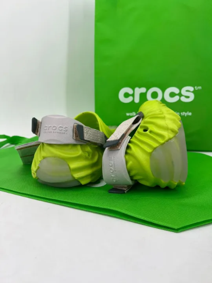 Crocs Pollex Clogs x Salehe Bembury ( Neon Green)