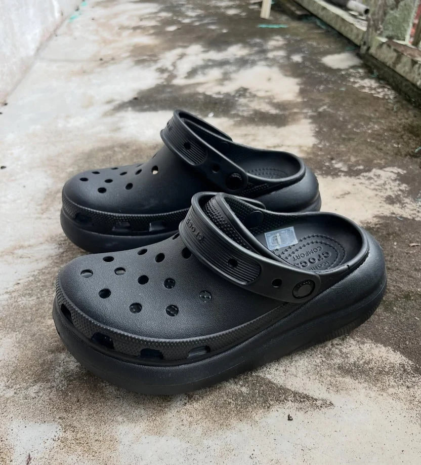 Crocs Classic Crush Clogs (Black)