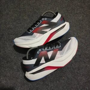 New Balance Elite V4 (Red)