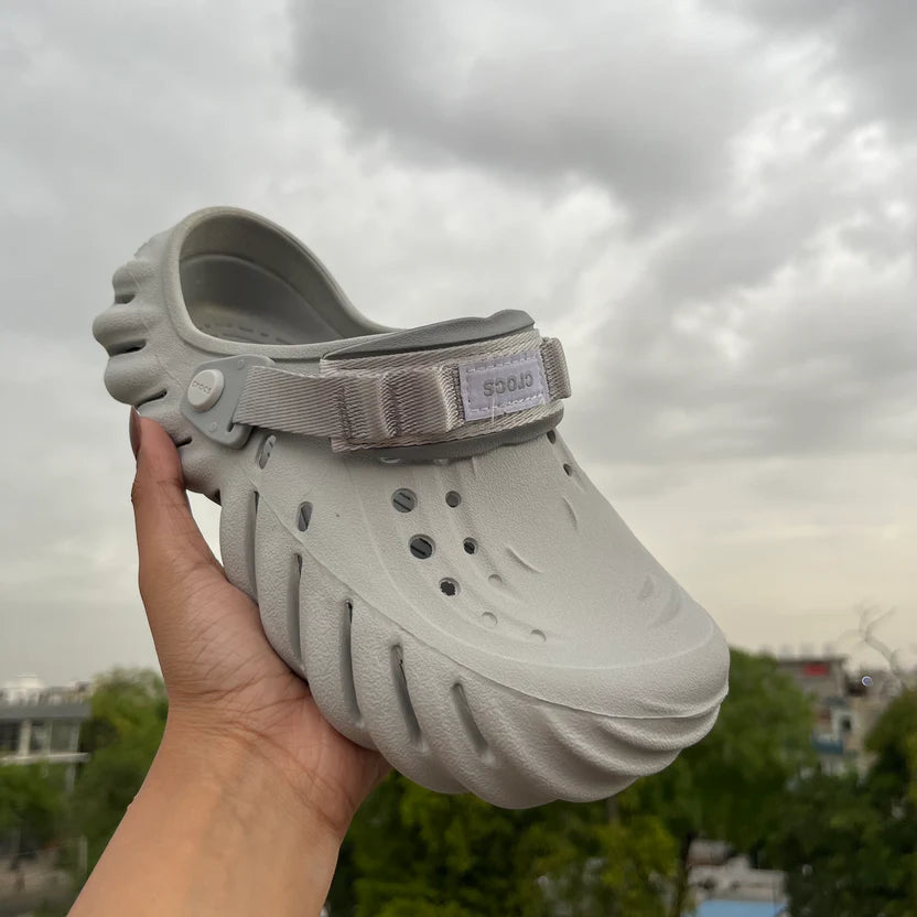 Crocs Echo Clogs(Atmosphere)