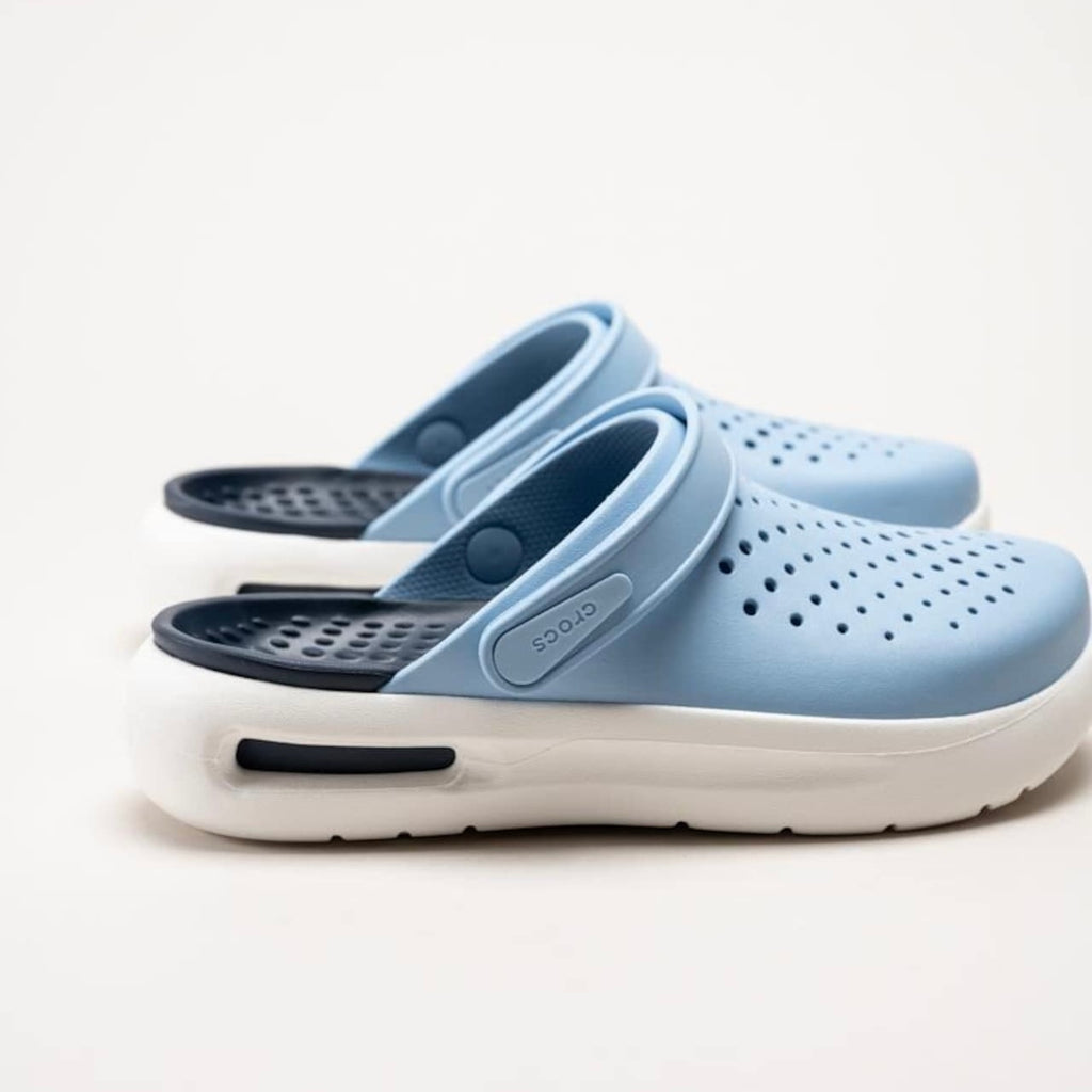 Crocs InMotion Clogs (Blue Calcite)