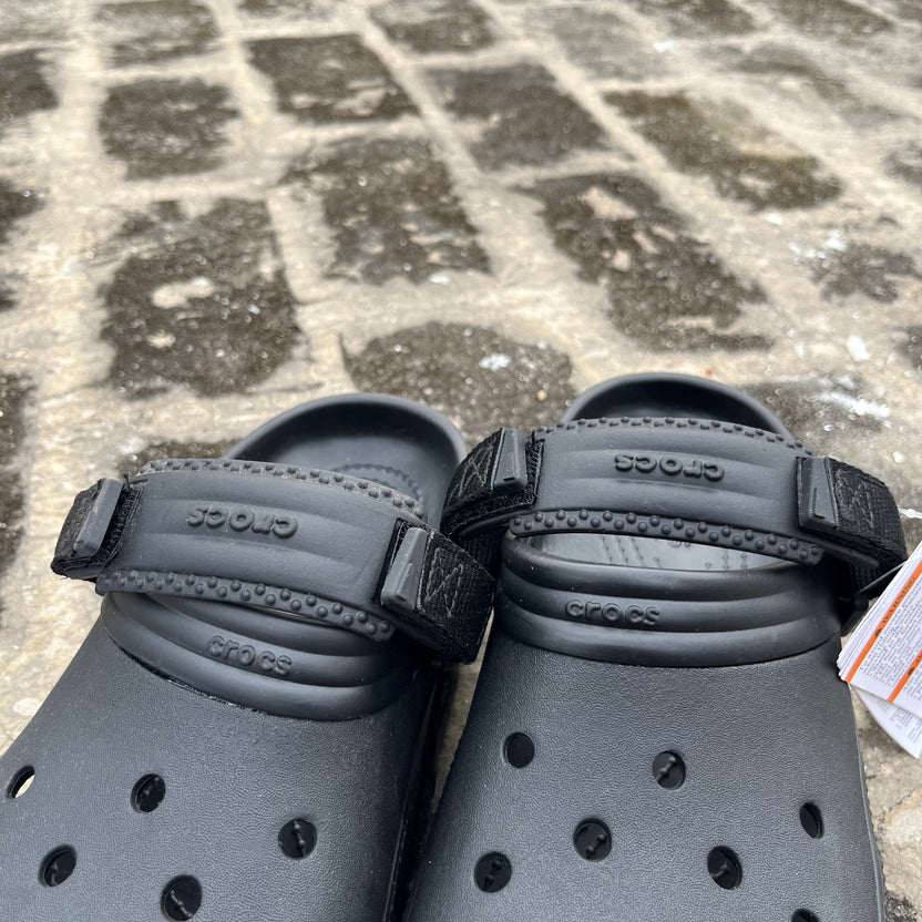 CROCS DUET MAX(BLACK)
