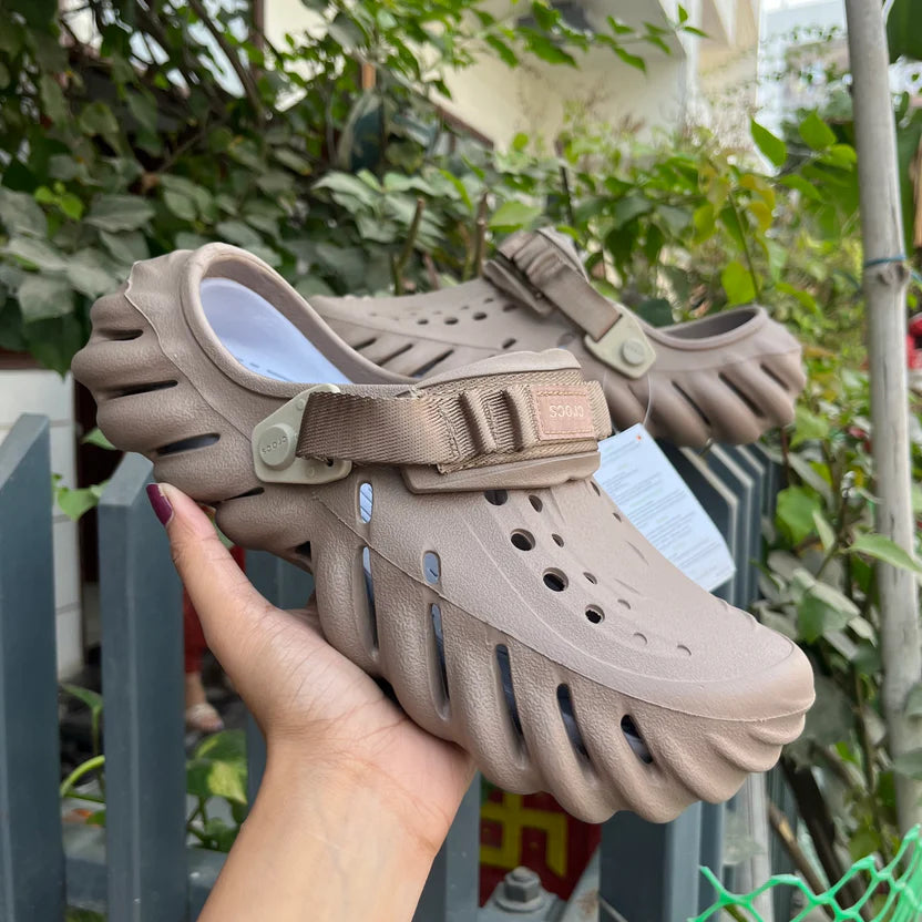 Crocs Echo Clogs(Brown/Grey)