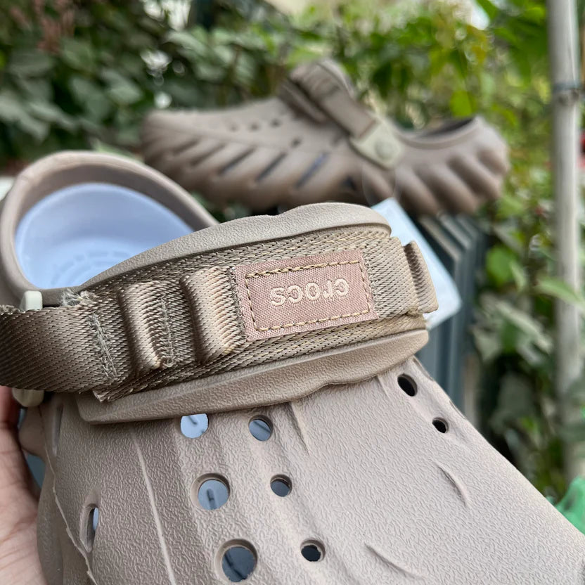 Crocs Echo Clogs(Brown/Grey)