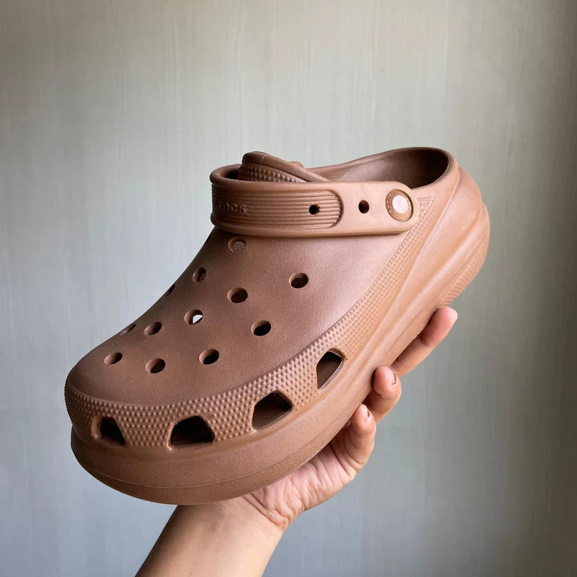 Crocs Classic Crush Clogs (Latte)